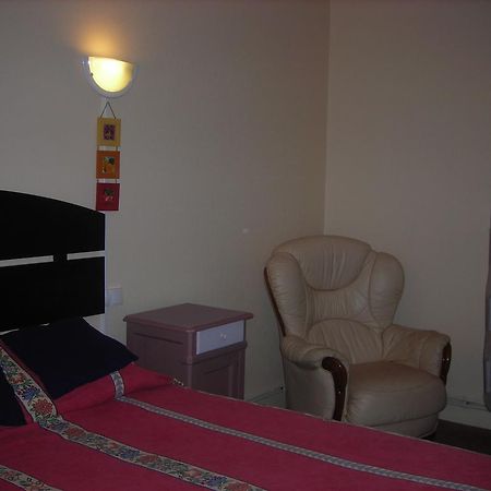 Chambres D'Hotes Et Gite Chastrusse Lanzac Exterior foto