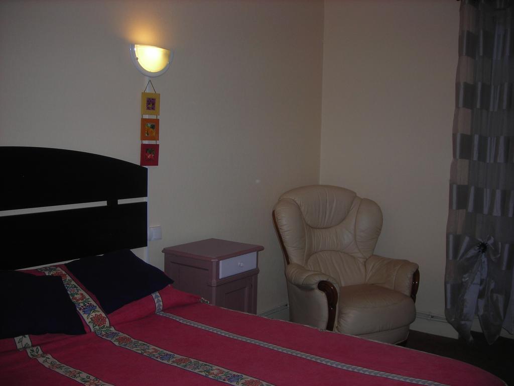 Chambres D'Hotes Et Gite Chastrusse Lanzac Exterior foto